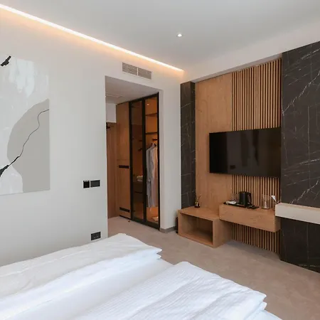 Hotel Tradicija 4*